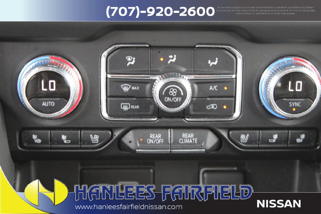 Used 2024 GMC Yukon SLT AWD/4WD image 23