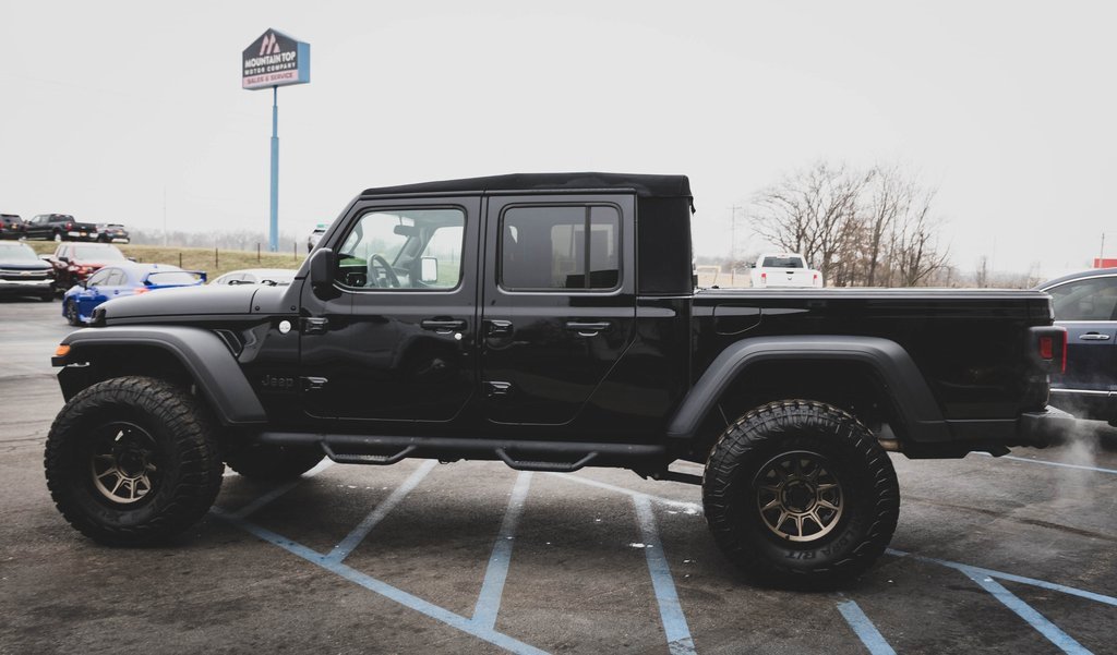 Used 2020 Jeep Gladiator Sport w/ Quick Order Package 24S image 22