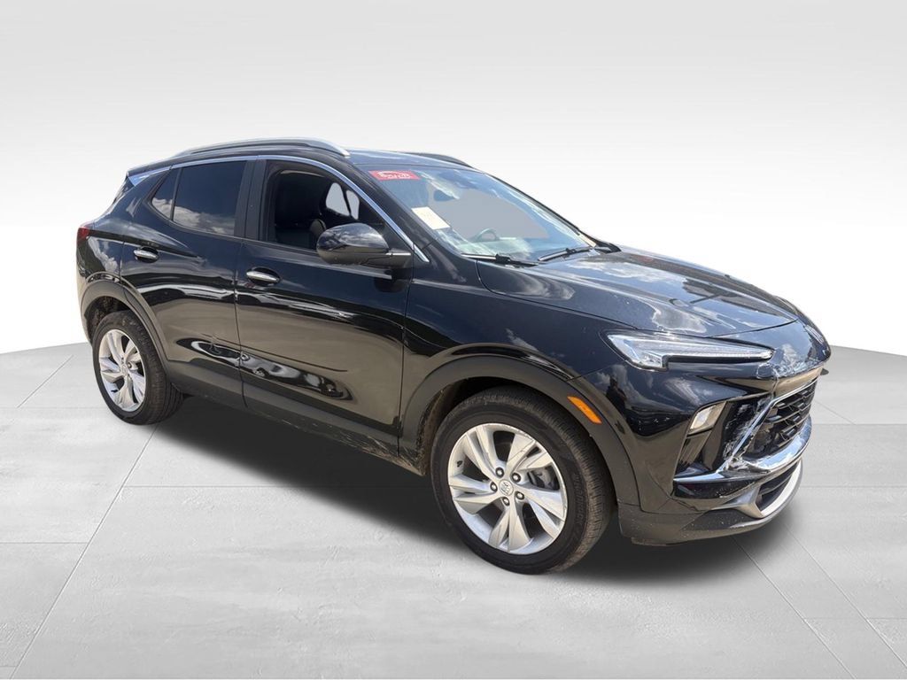 Used 2025 Buick Encore GX Preferred FWD image 2