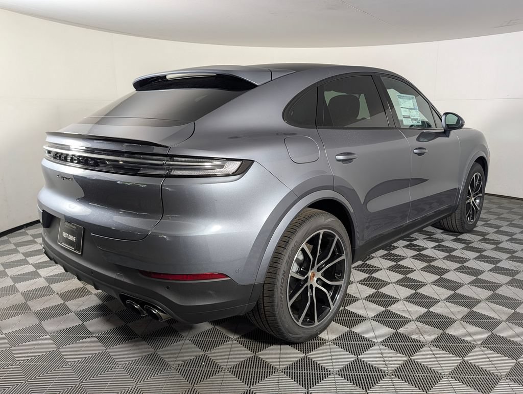 New 2026 Porsche Cayenne Coupe AWD/4WD image 7