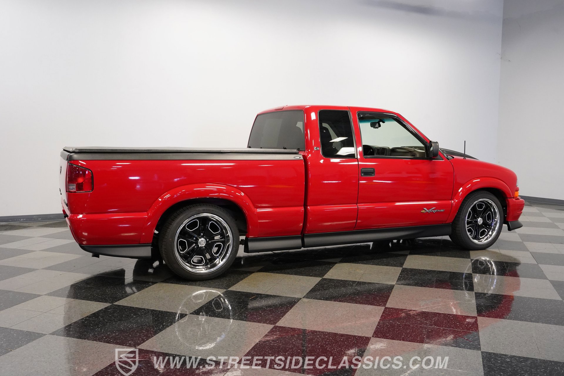Used 2000 Chevrolet S10 Pickup Xtreme w/ Preferred Equipment Group RWD image 14