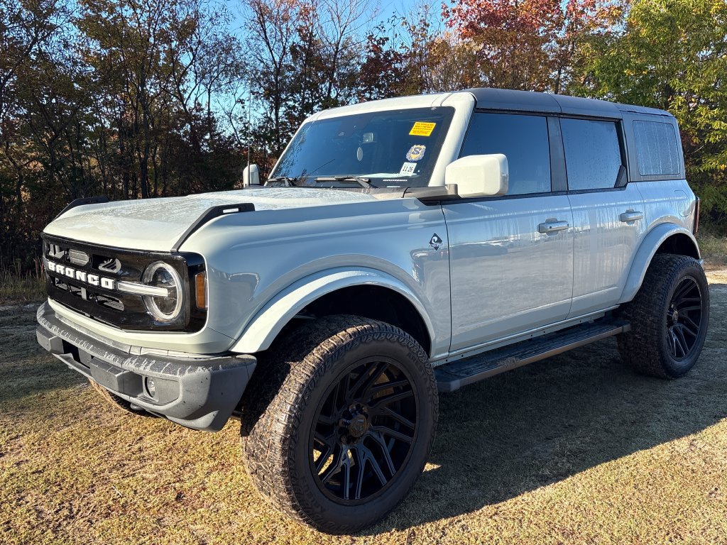Used 2021 Ford Bronco Outer Banks AWD/4WD image 11