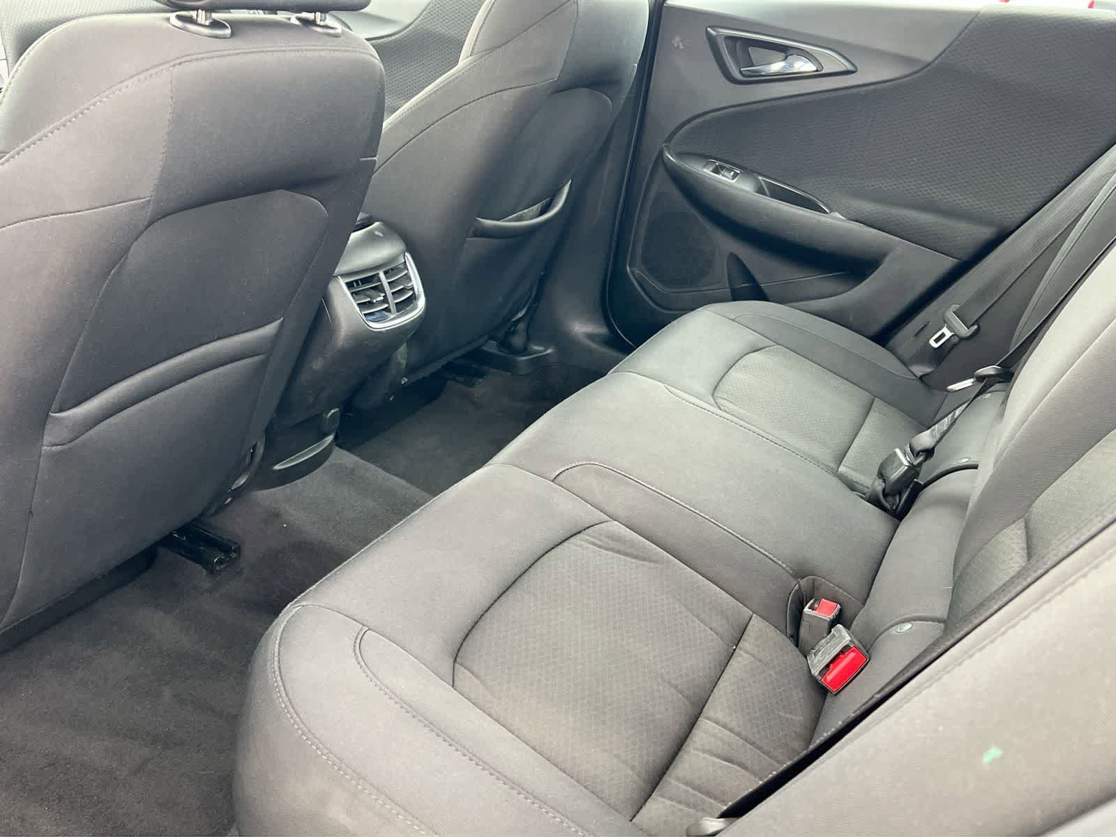 Used 2016 Chevrolet Malibu LT FWD image 18