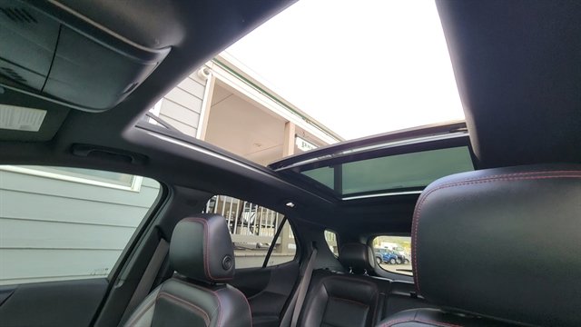 Used 2022 Chevrolet Equinox RS w/ RS Leather Package image 41