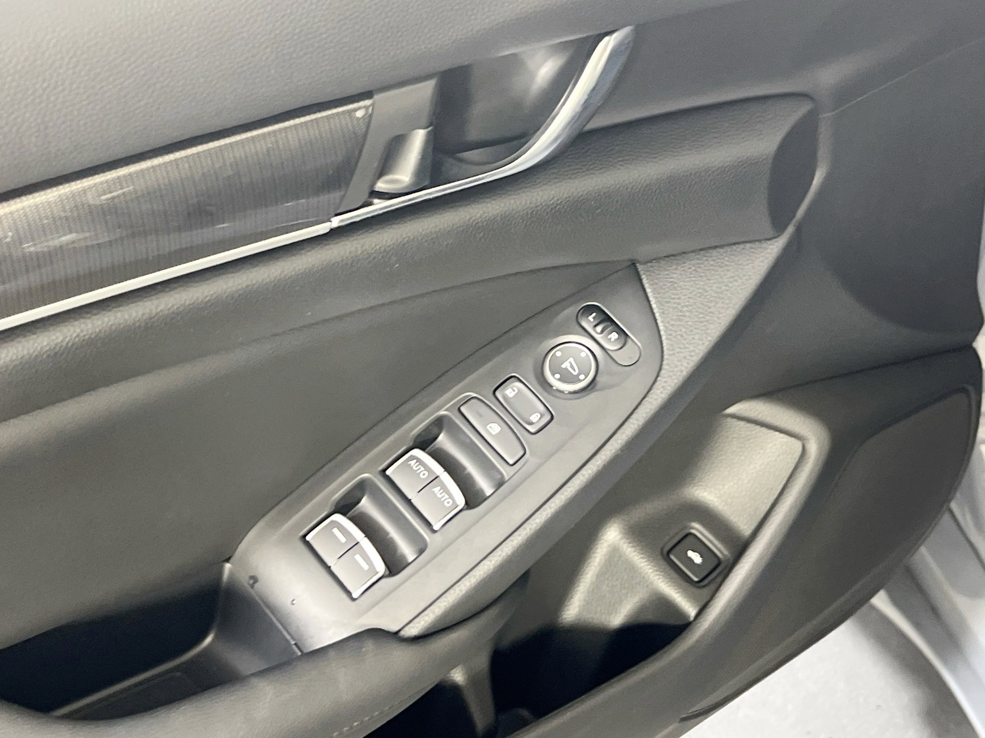 Used 2022 Honda Accord Sport Special Edition image 17