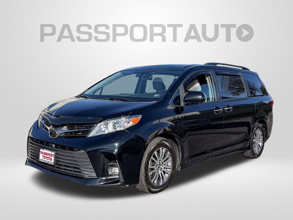 Used 2019 Toyota Sienna XLE