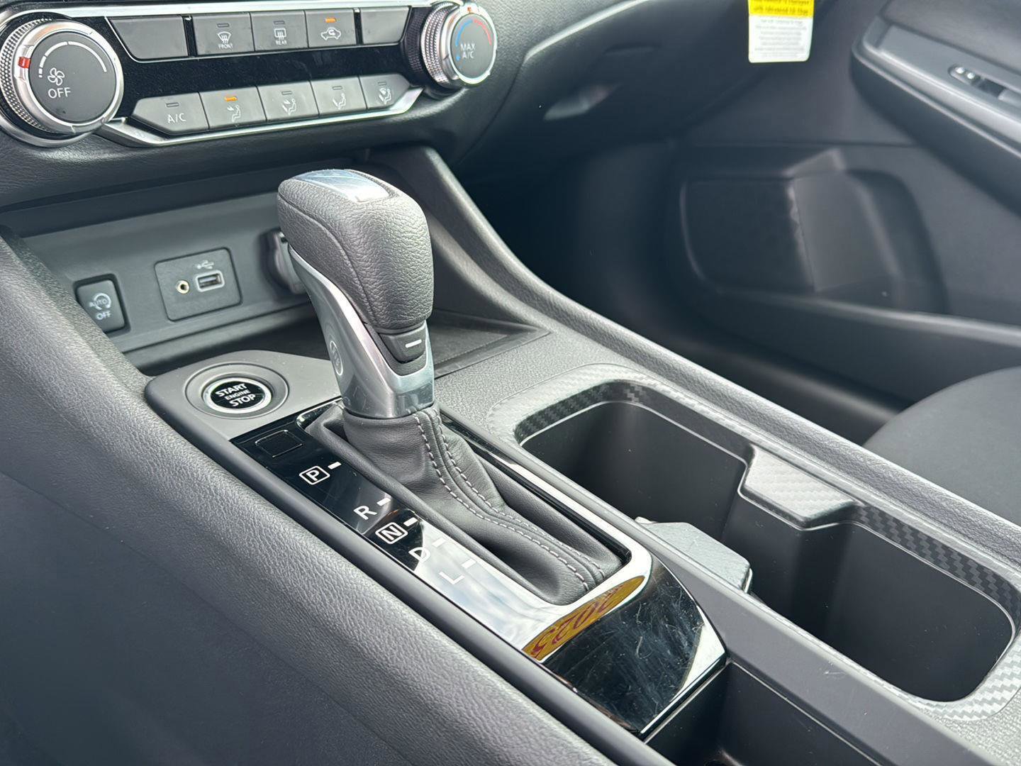 Used 2025 Nissan Sentra S w/ Trunk Package image 24