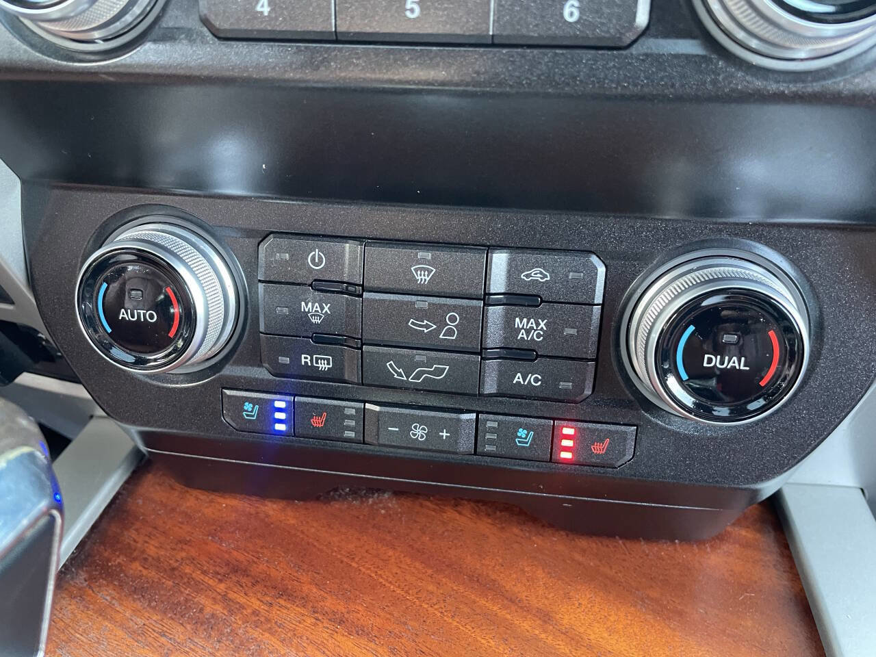 Used 2019 Ford F150 King Ranch w/ Equipment Group 601A Luxury image 28