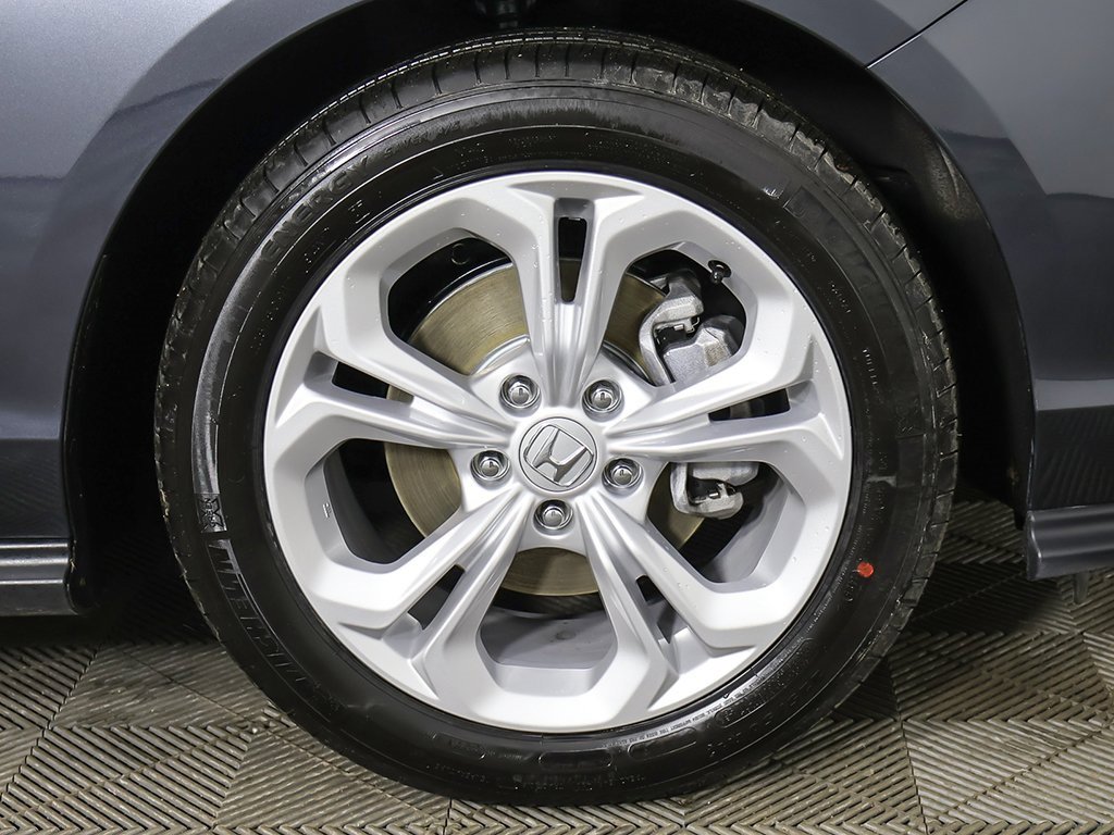 Certified 2025 Honda Accord LX image 18
