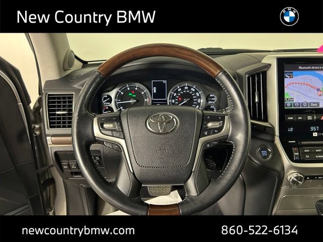 Used 2016 Toyota Land Cruiser AWD/4WD image 14