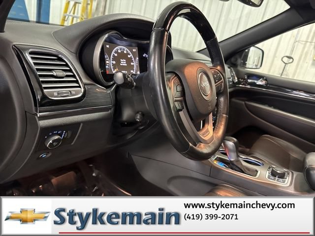 Used 2019 Jeep Grand Cherokee Overland AWD/4WD image 43