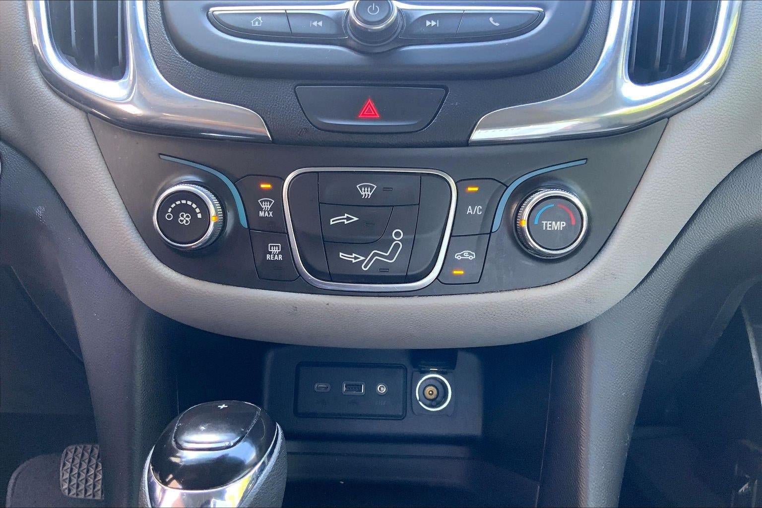 Used 2020 Chevrolet Equinox LS FWD image 34