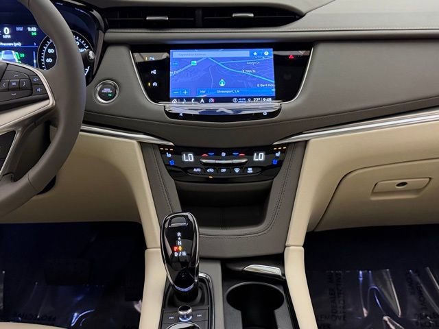 New 2026 Cadillac XT5 Premium Luxury w/ Driver Assist Package FWD image 29