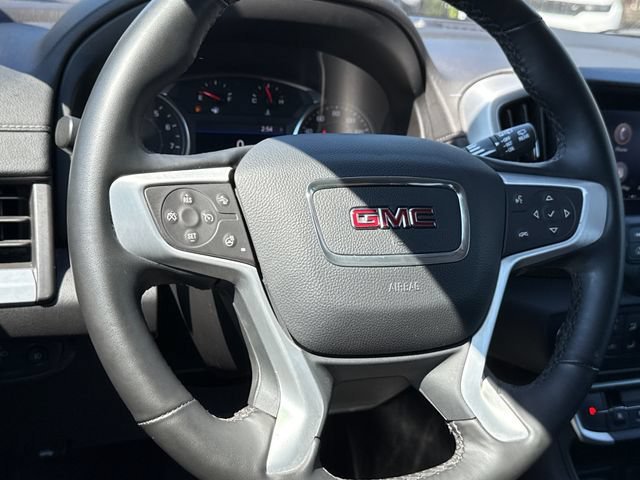 Used 2024 GMC Terrain SLT AWD/4WD image 14