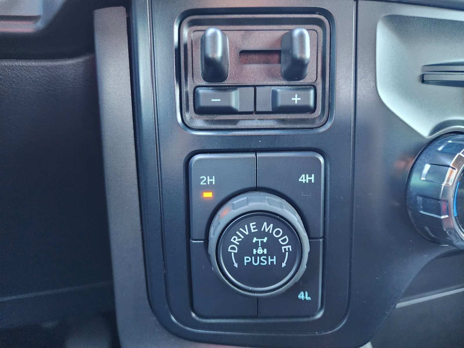Used 2025 Ford F150 Tremor w/ Tow/Haul Package AWD/4WD image 29