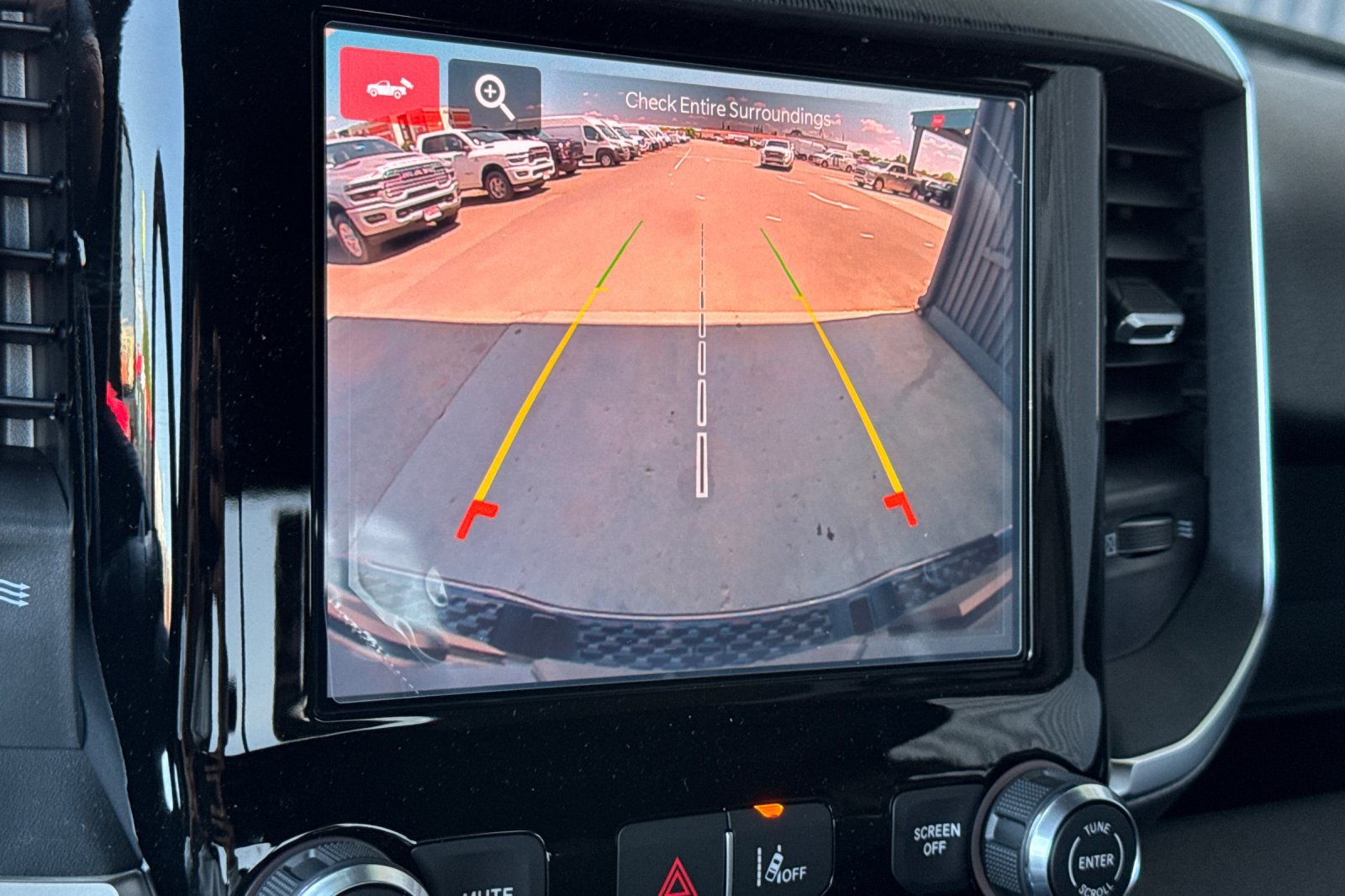 New 2026 RAM 1500 Express AWD/4WD image 17