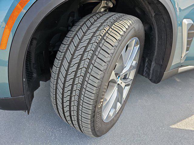 Used 2025 BMW X5 sDrive40i w/ Parking Assistance Package image 33