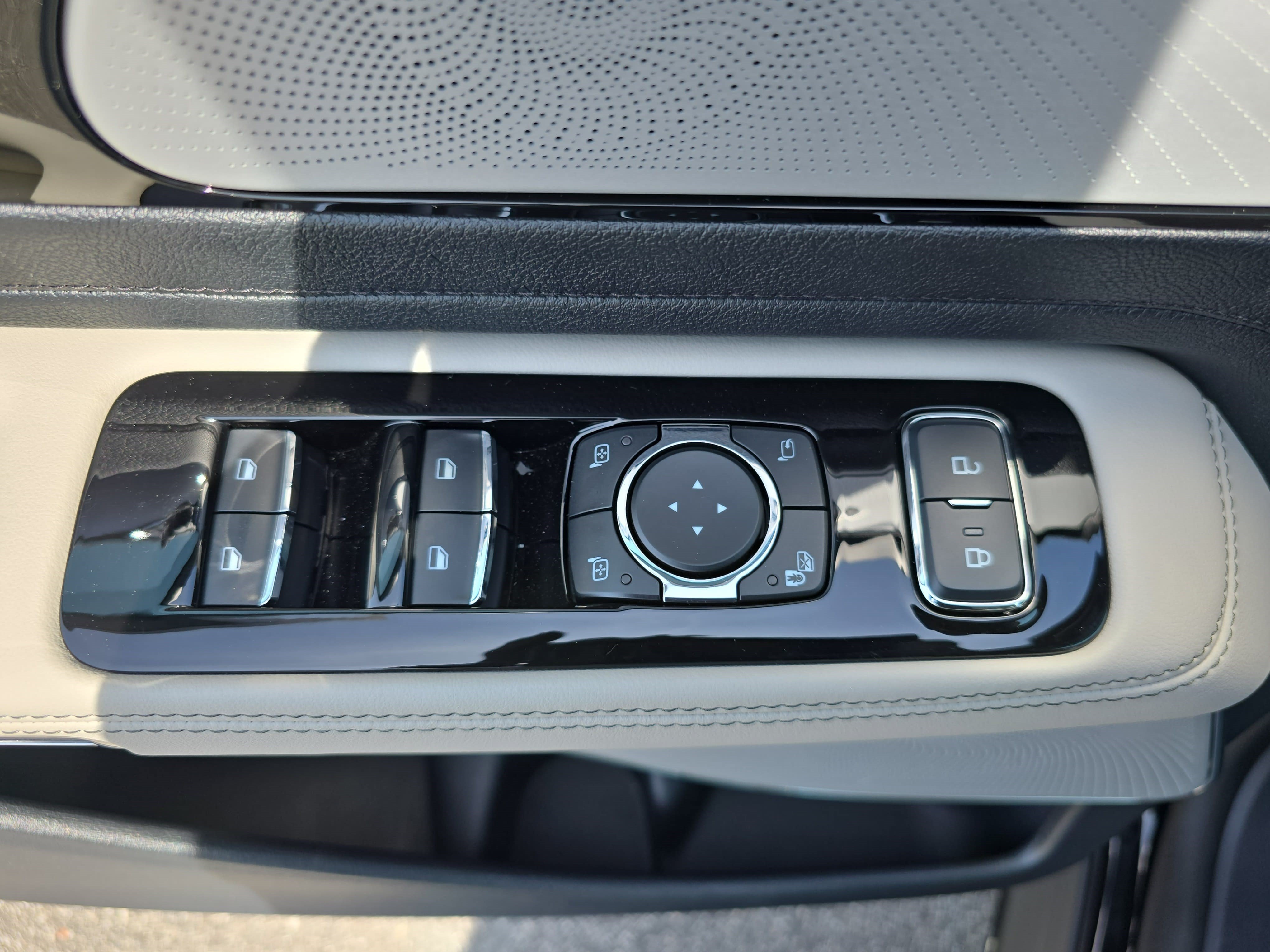 New 2026 Lincoln Aviator Reserve AWD/4WD image 28