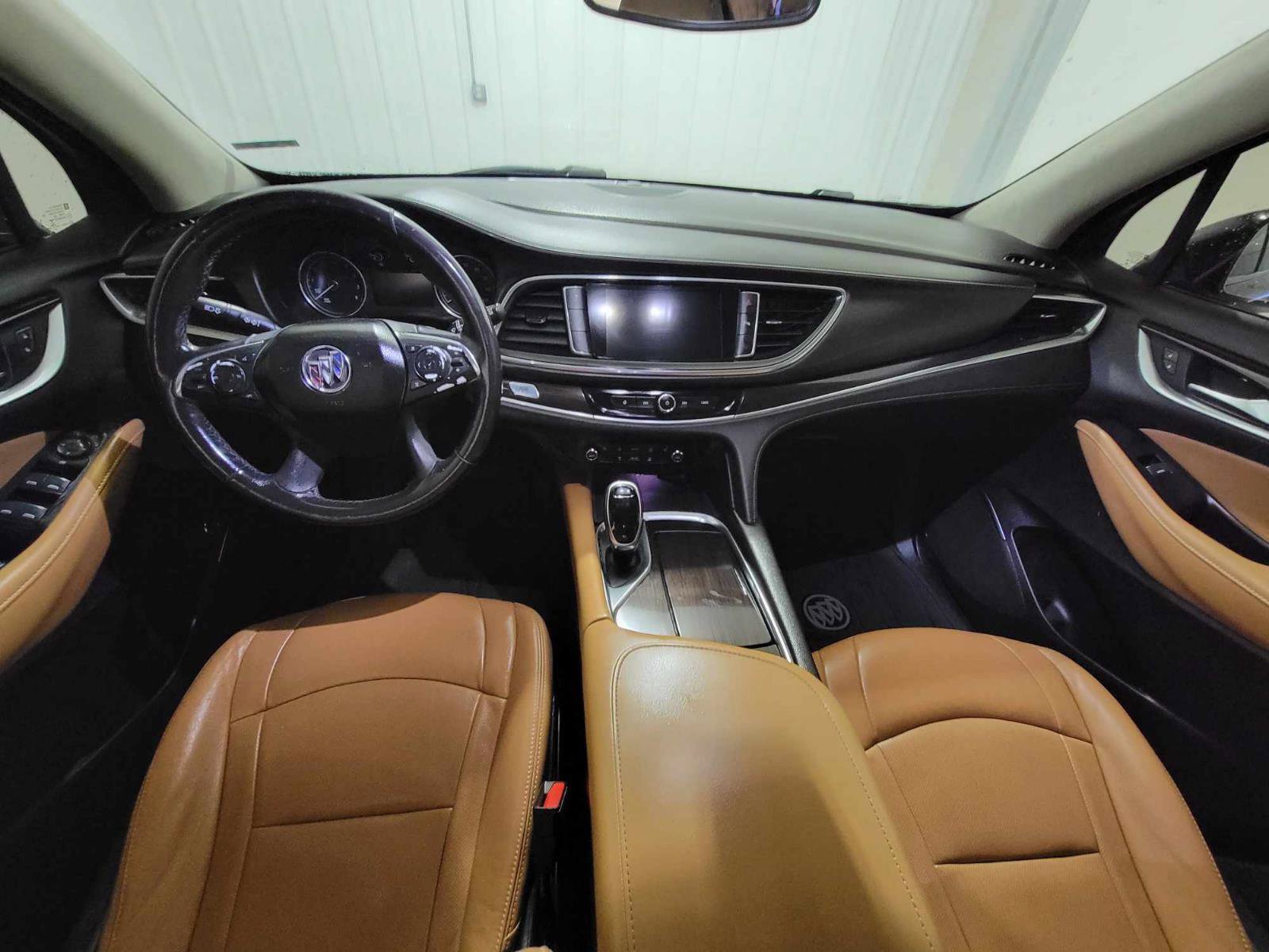Used 2020 Buick Enclave Essence w/ Sport Touring Edition image 30