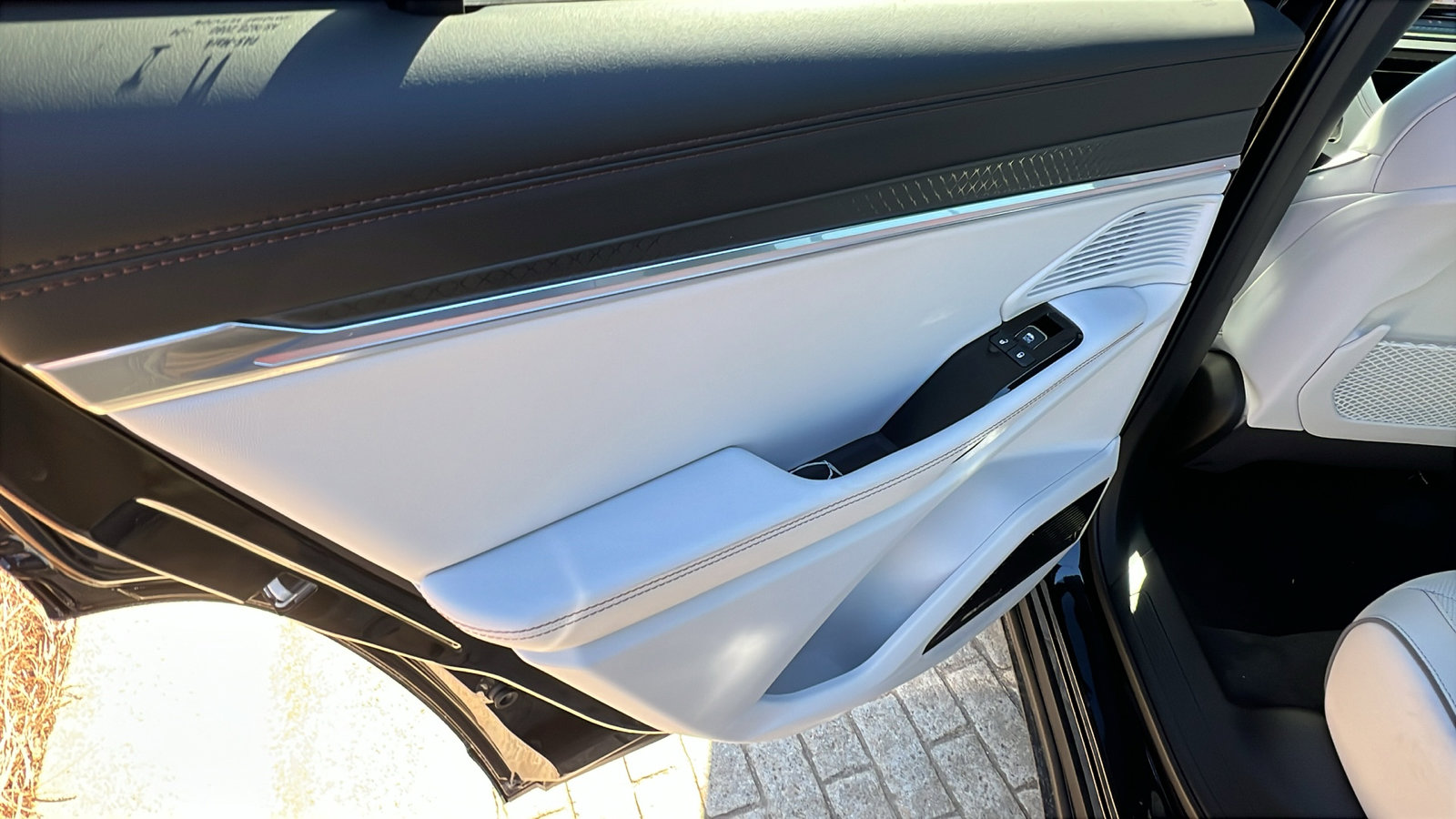 Used 2025 Jeep Wagoneer S Limited image 22