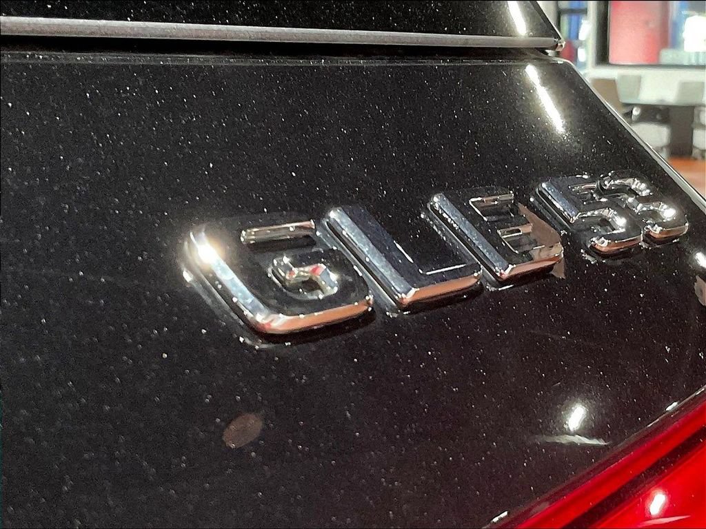 Used 2025 Mercedes-Benz GLE 53 AMG 4MATIC image 25