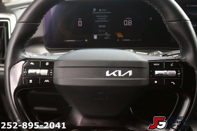 Certified 2026 Kia Sorento LX FWD image 18