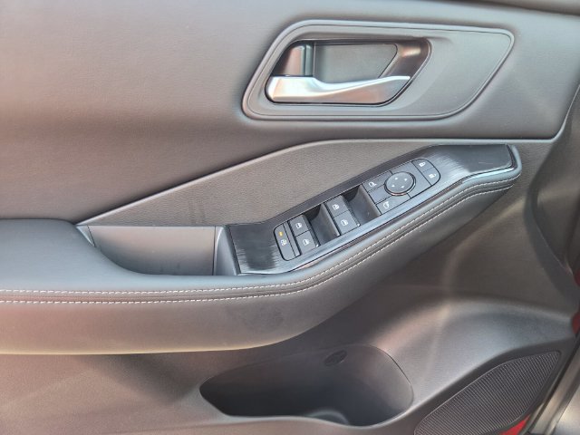 New 2026 Nissan Rogue SV FWD image 20