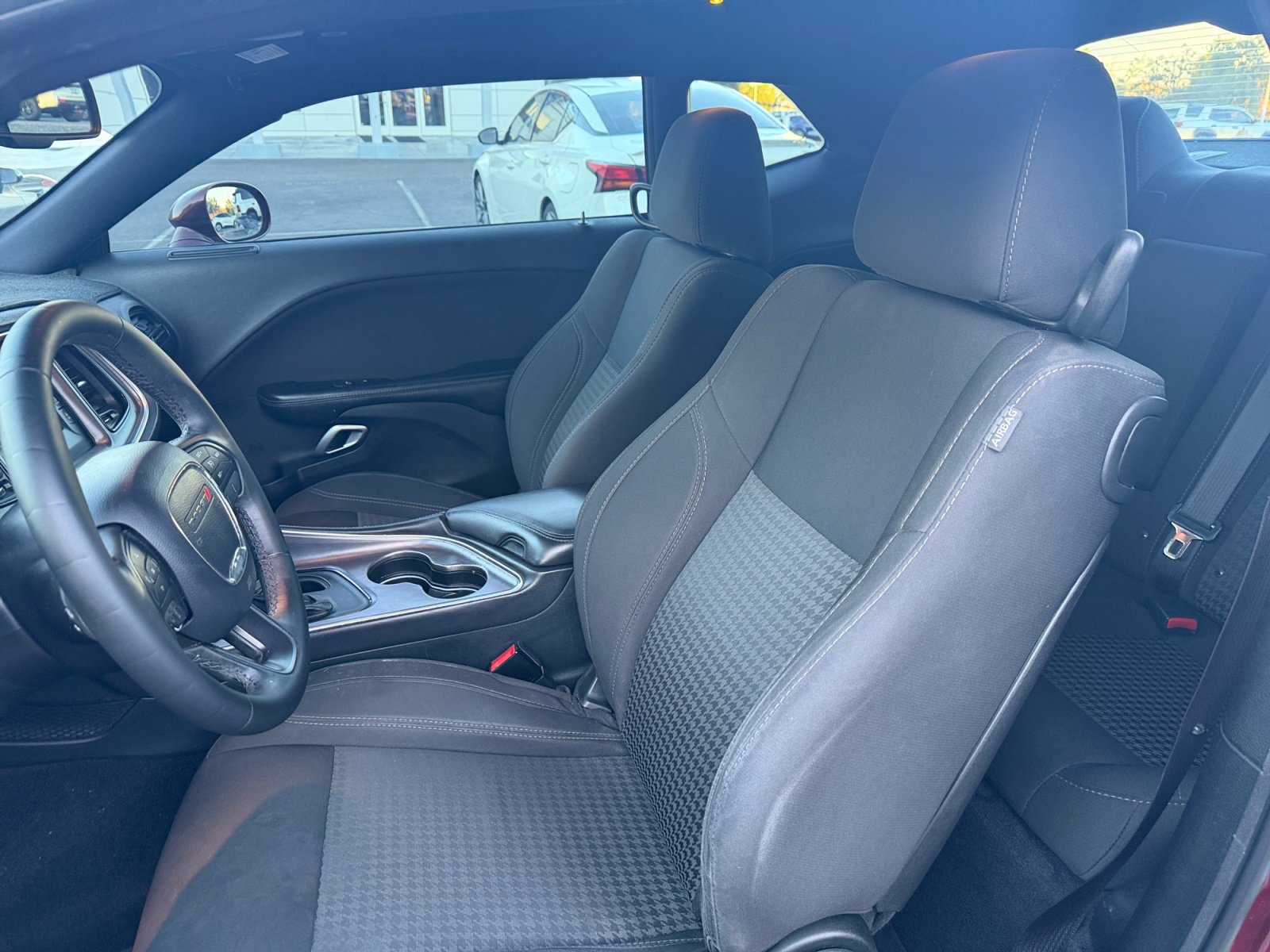 Used 2017 Dodge Challenger SXT RWD image 15