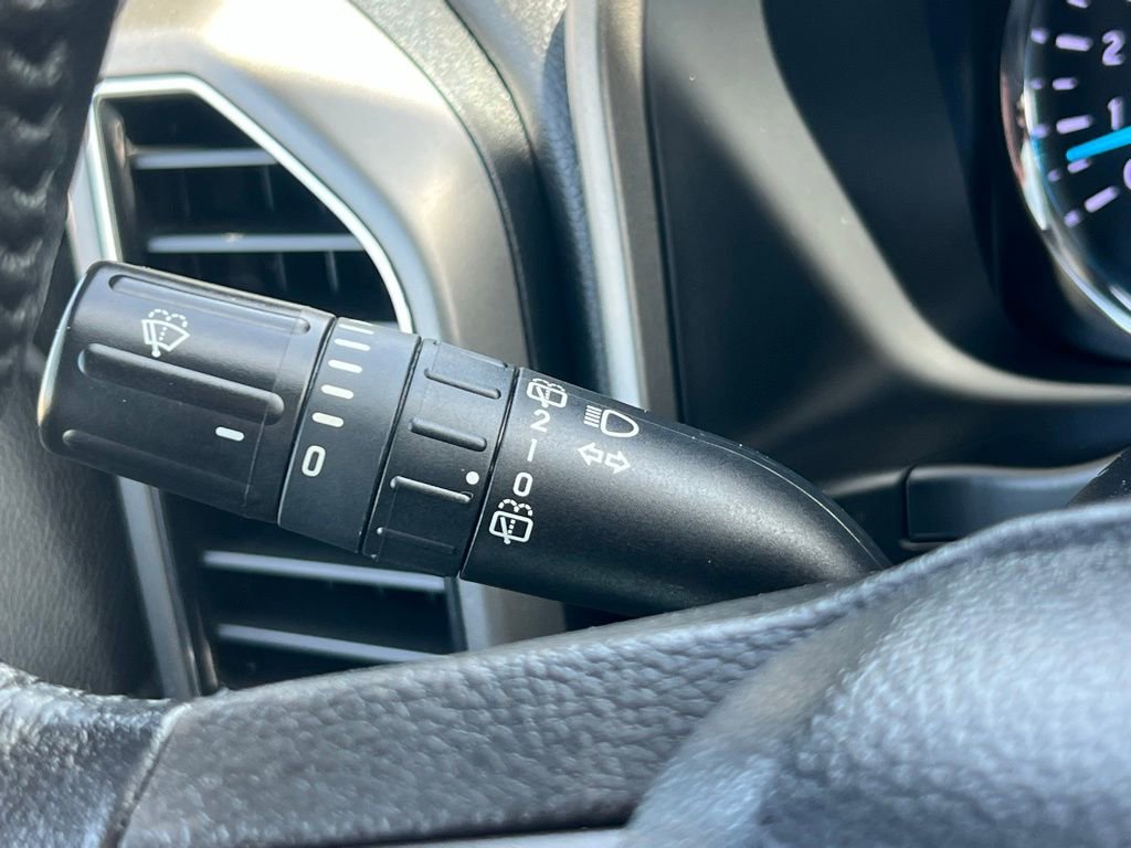 Used 2018 Ford Expedition XLT w/ Equipment Group 202A AWD/4WD image 34