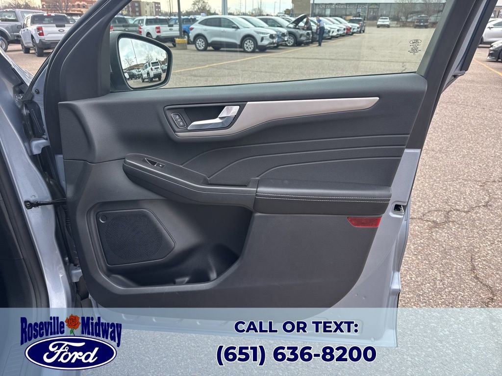Used 2022 Ford Escape SEL AWD/4WD image 33