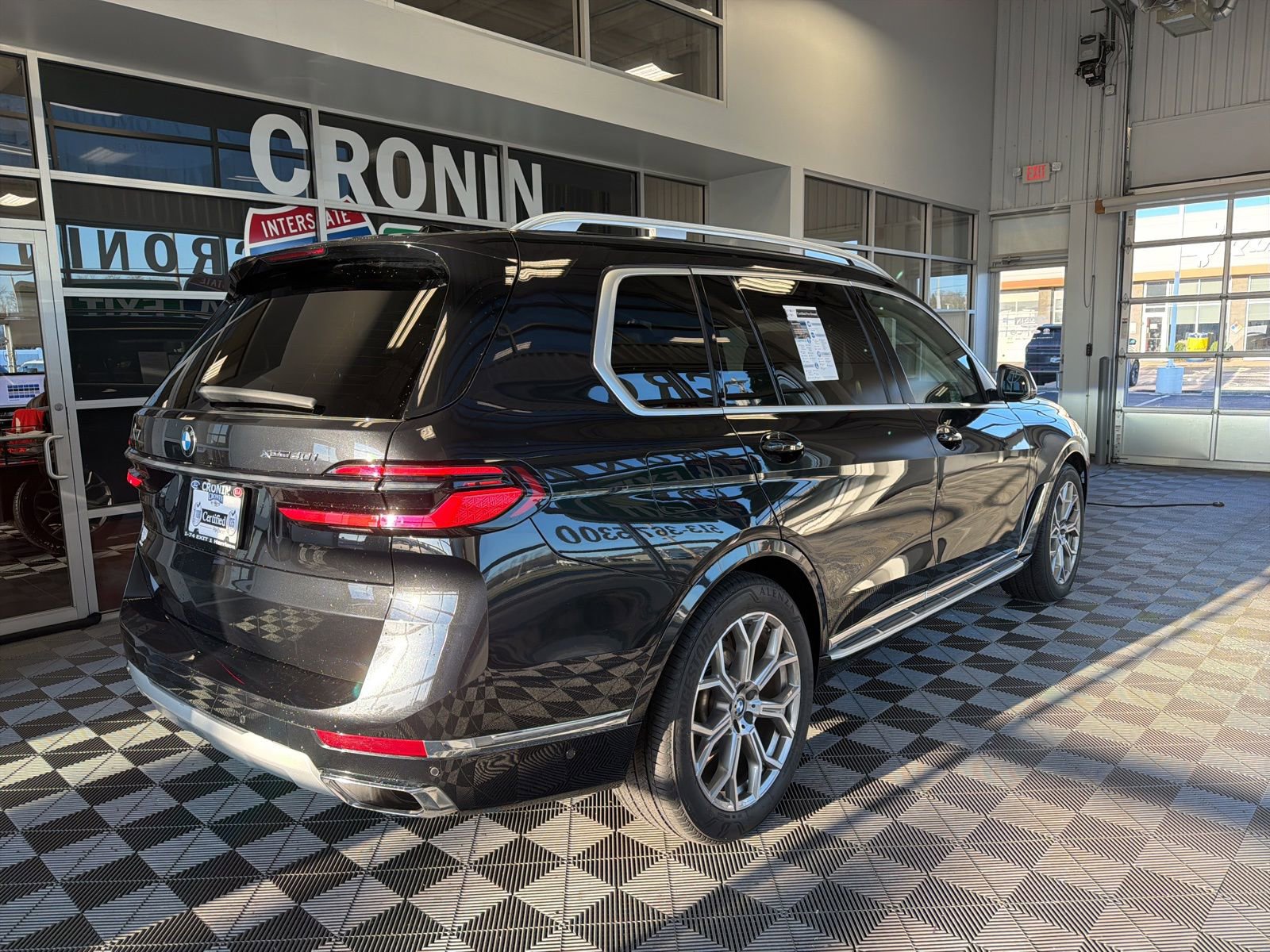 Used 2024 BMW X7 xDrive40i image 6