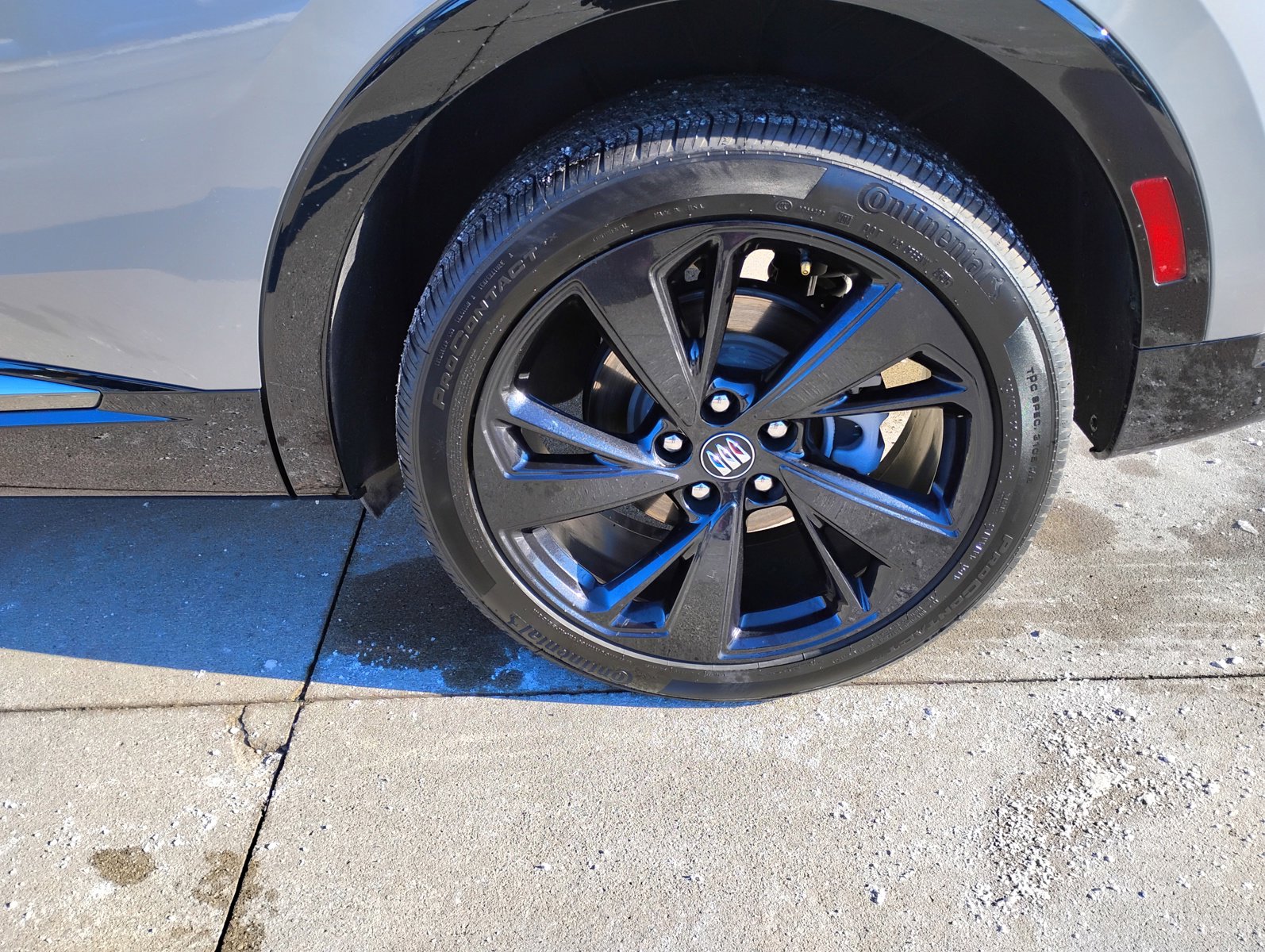 Used 2025 Buick Envision Sport Touring image 24