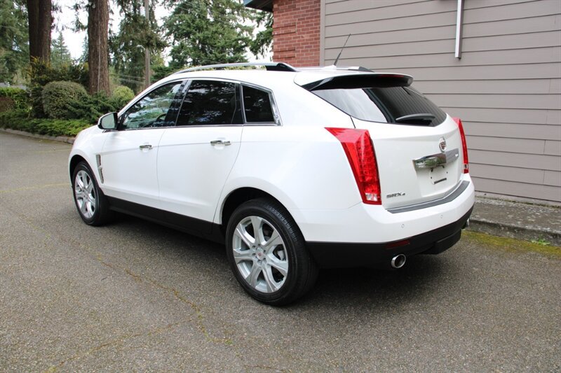 Used 2010 Cadillac SRX Performance AWD/4WD image 4