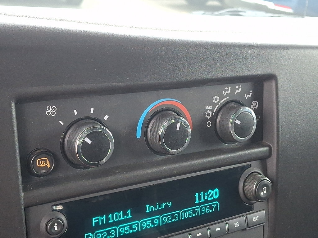 Used 2025 Chevrolet Express 2500 w/ Driver Convenience Package RWD image 16