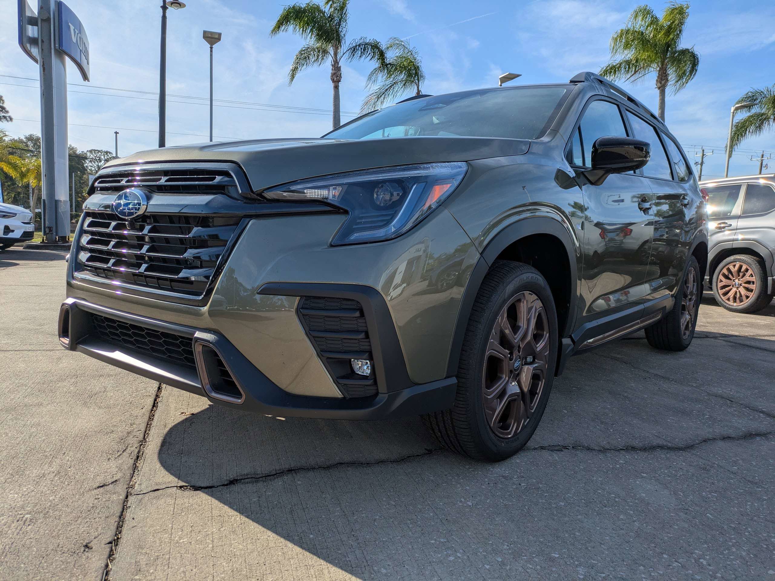 New 2025 Subaru Ascent Bronze Edition w/ Popular Package #2 AWD/4WD image 8