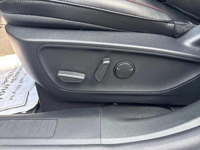 New 2025 Ford Escape ST-Line w/ Equipment Group 301A image 27