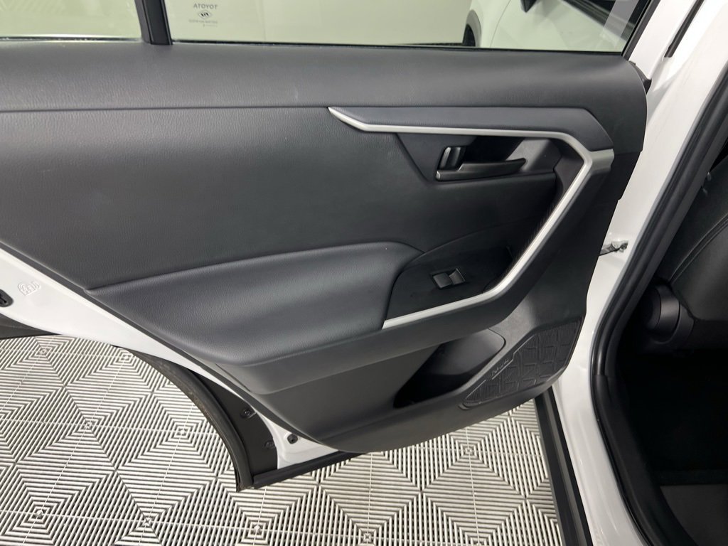 Used 2025 Toyota RAV4 LE image 28