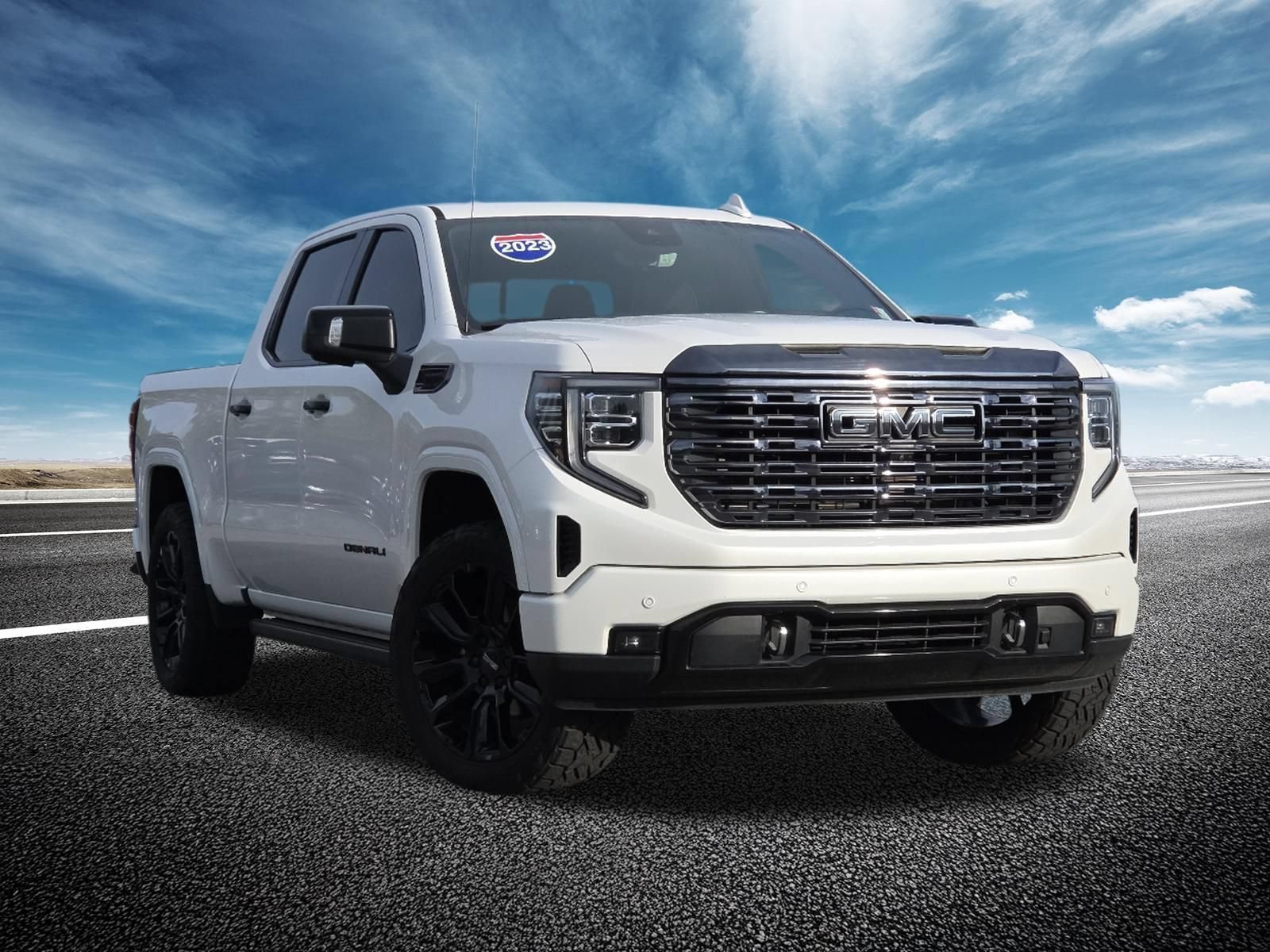 Used 2023 GMC Sierra 1500 Denali Ultimate AWD/4WD image 2