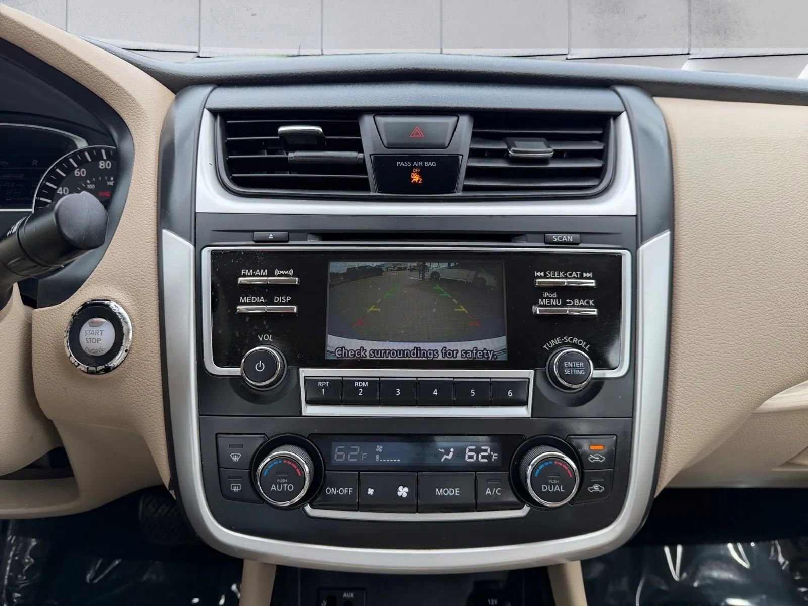Used 2017 Nissan Altima 2.5 SL w/ Moonroof Package FWD image 14