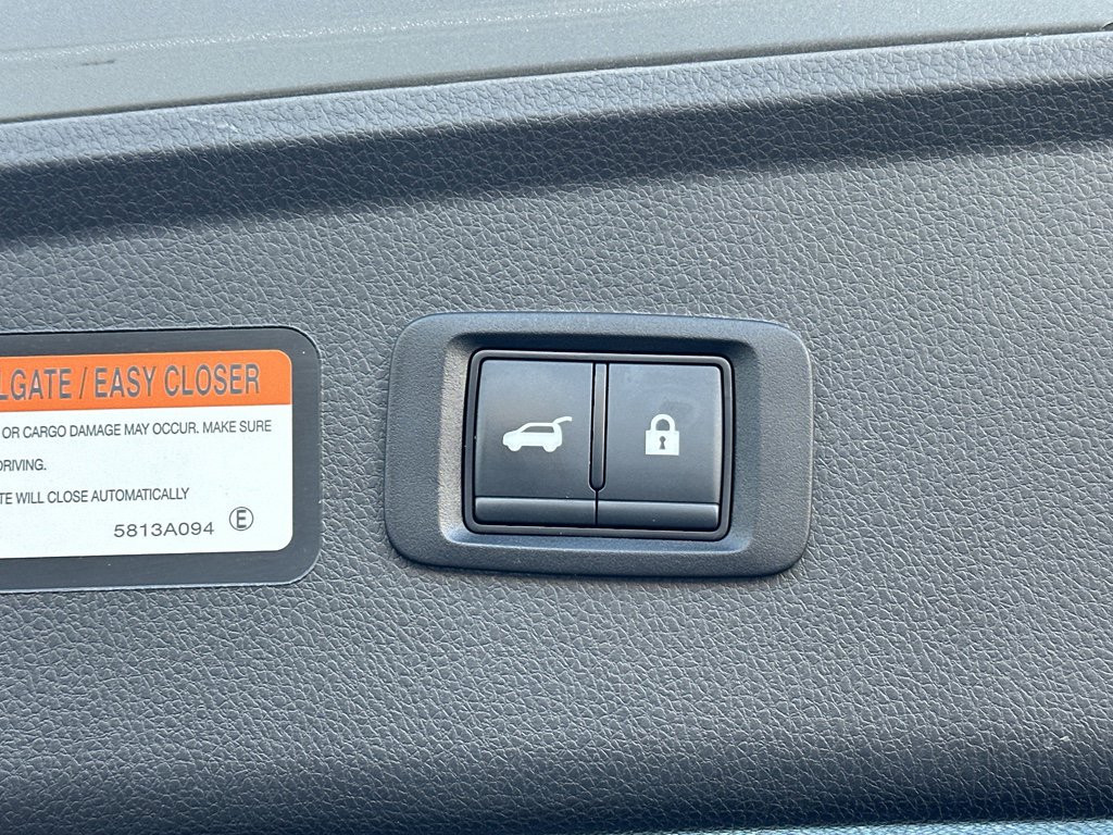 Used 2024 Mitsubishi Eclipse Cross SEL image 37