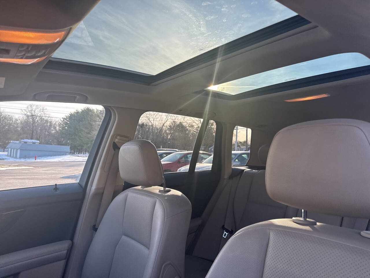 Used 2010 Mercedes-Benz GLK 350 4MATIC image 6