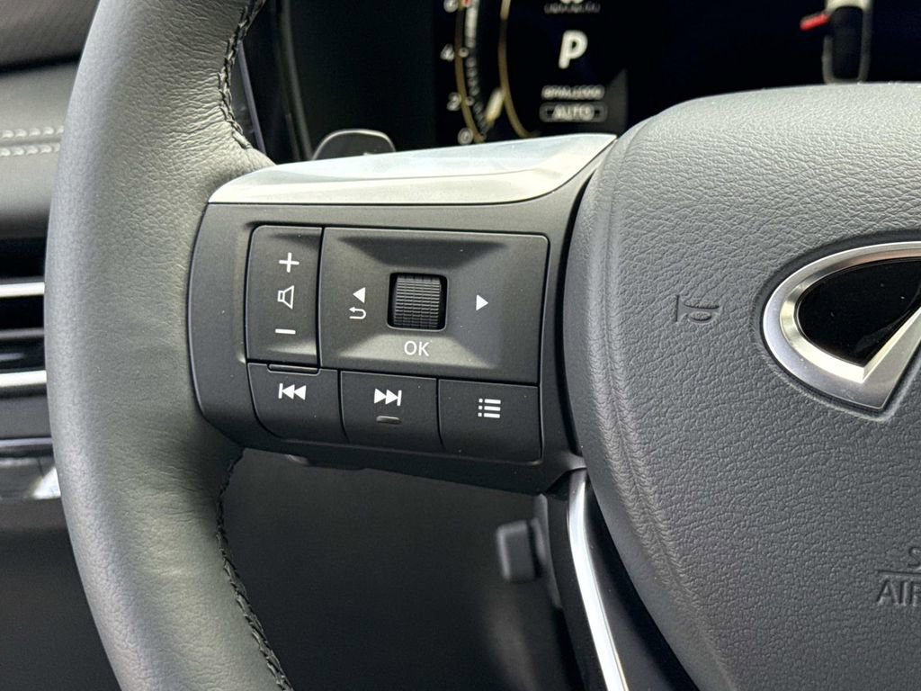 New 2026 INFINITI QX60 Luxe w/ Cargo Package image 10