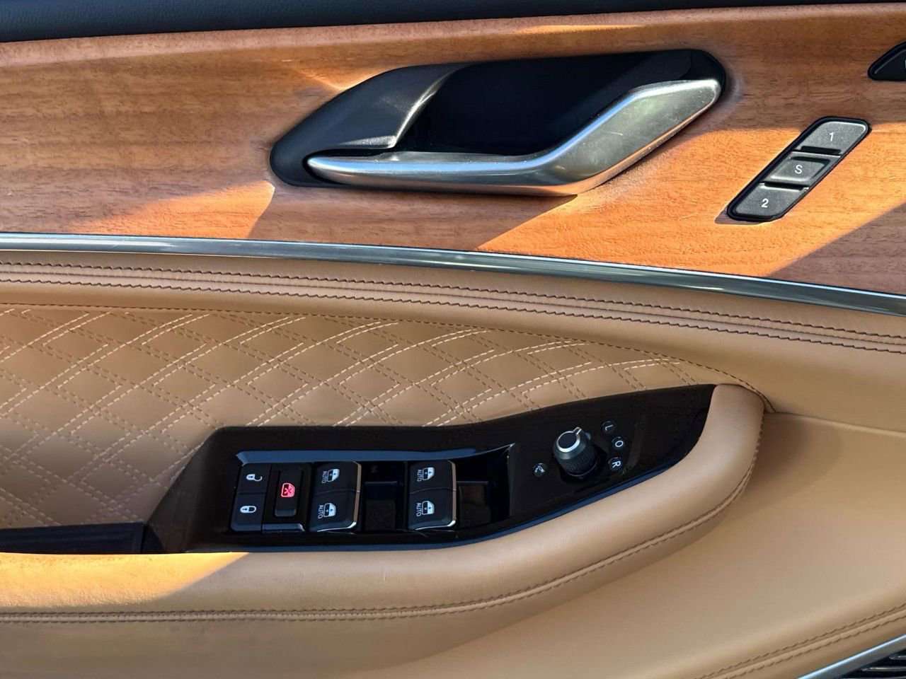 Used 2021 Jeep Grand Cherokee L Summit image 12