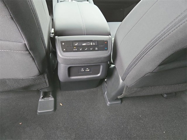 New 2025 Nissan Pathfinder SV w/ Black Appearance Package image 17