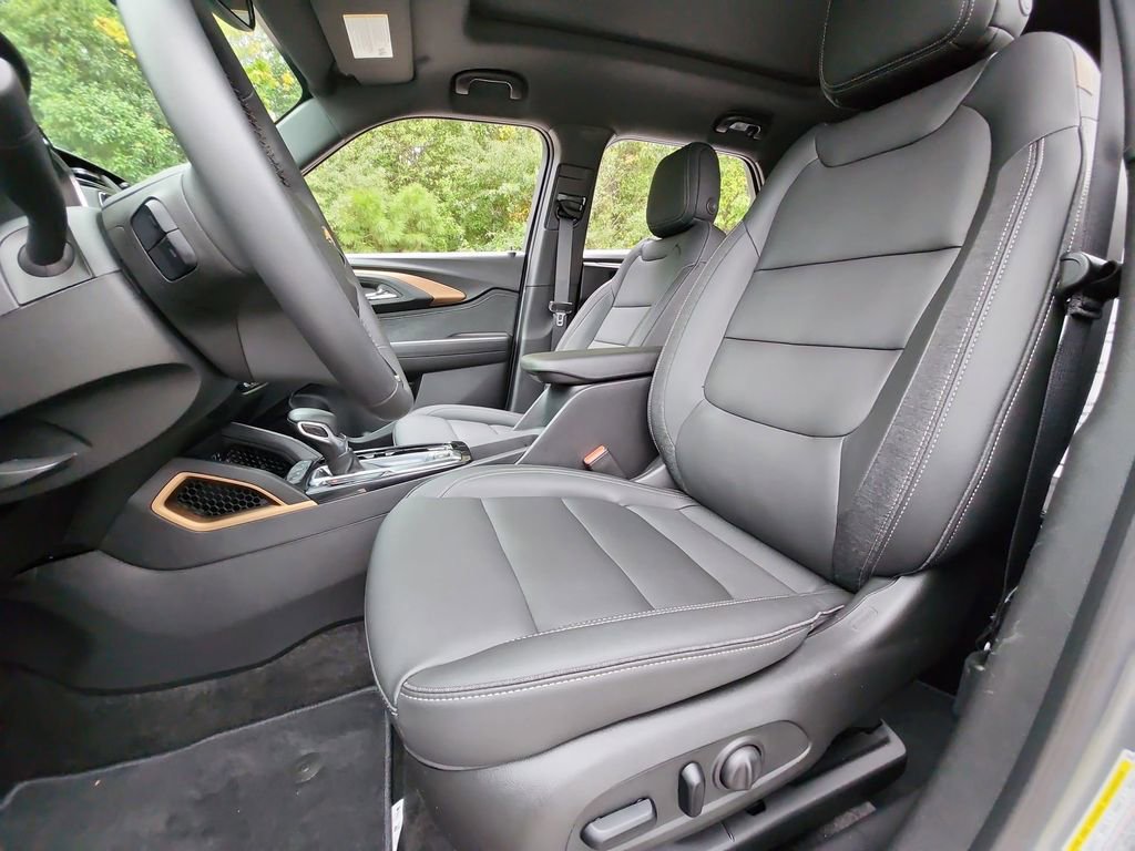 Certified 2023 Chevrolet TrailBlazer ACTIV w/ Sun and Liftgate Package image 24