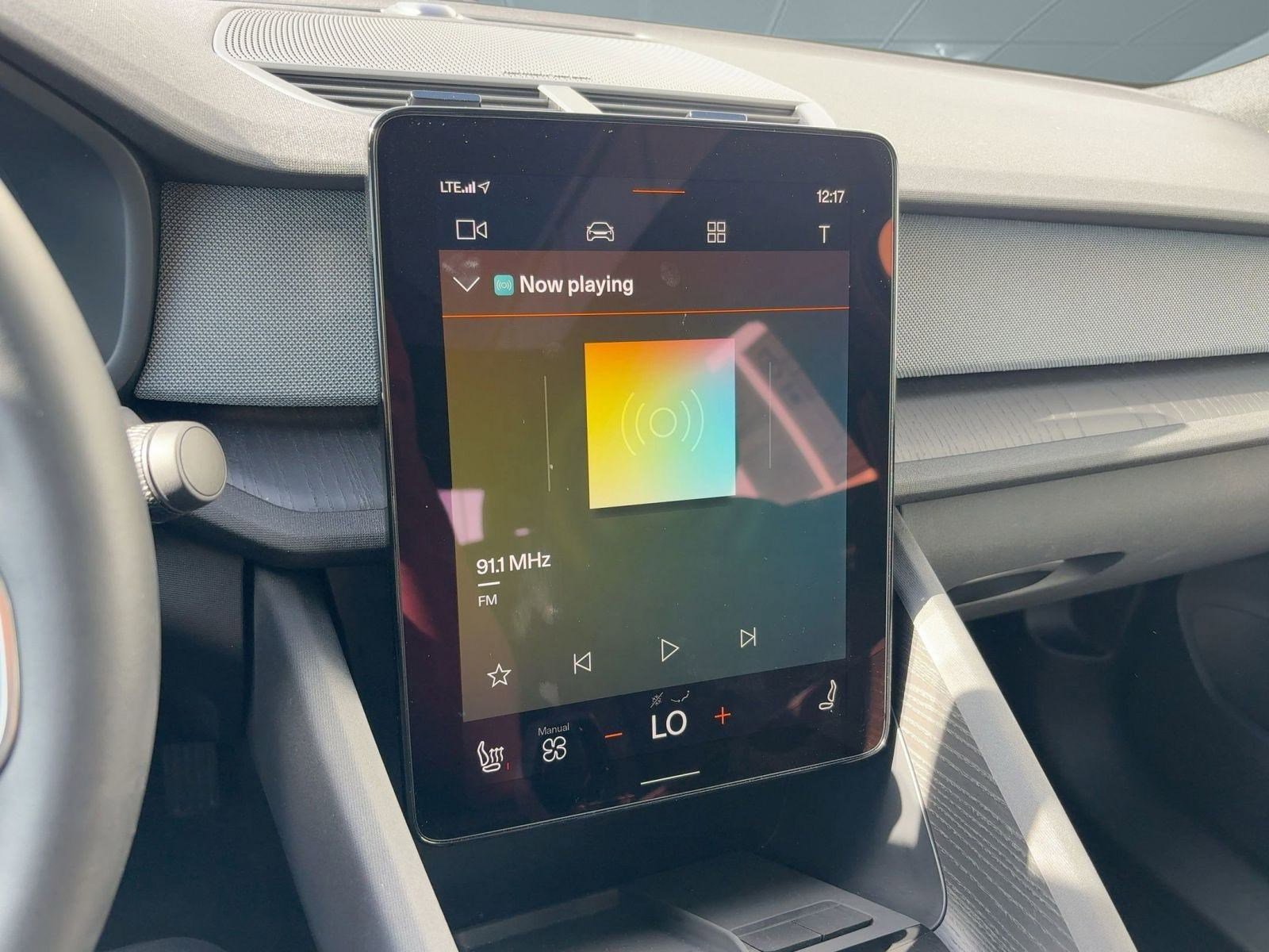 Used 2023 Polestar Polestar 2 w/ Pilot Pack image 23