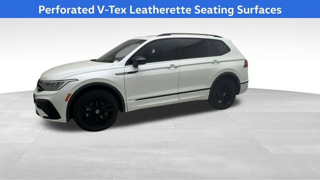Used 2022 Volkswagen Tiguan SE R-Line image 7