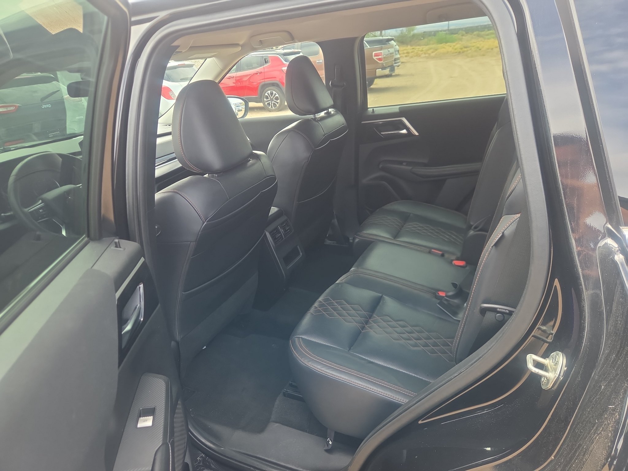 Used 2022 Mitsubishi Outlander ES AWD/4WD image 12