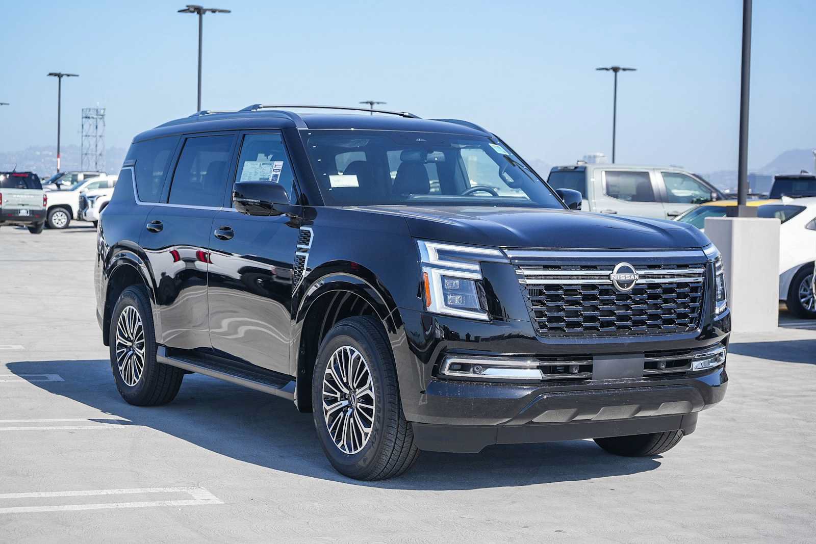 New 2026 Nissan Armada SL w/ Captain's Chari Seat Package AWD/4WD image 3