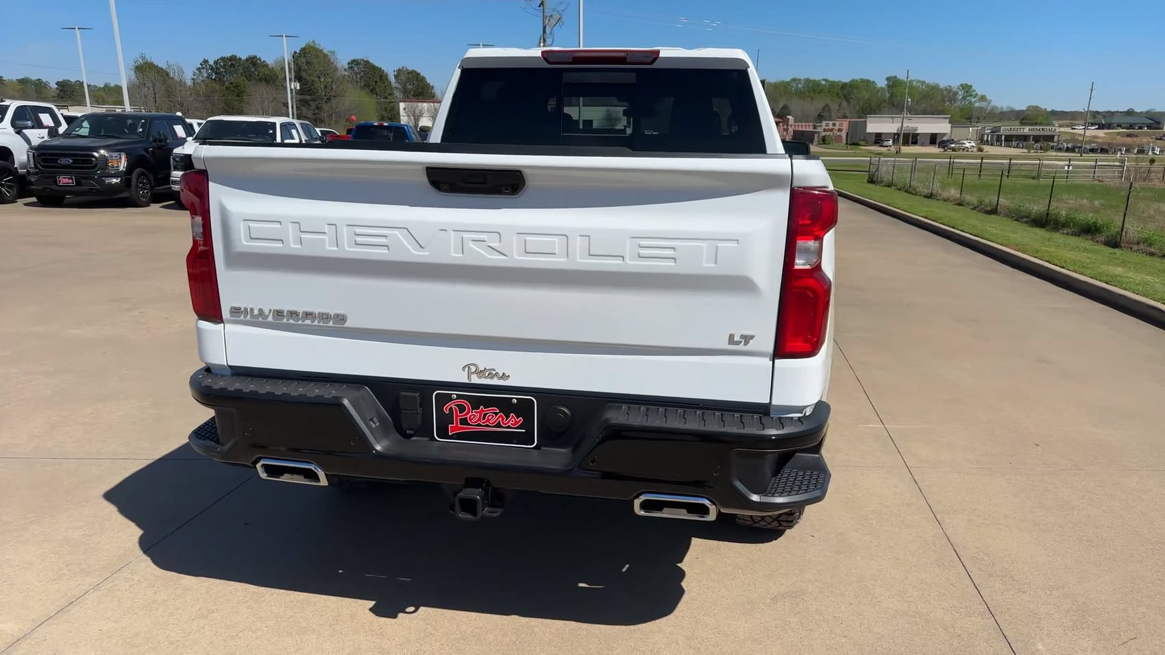 Used 2026 Chevrolet Silverado 1500 LT Trail Boss w/ LT Trail Boss Premium Package AWD/4WD image 8